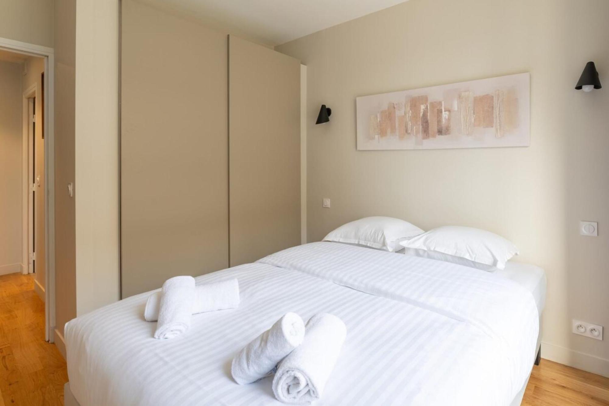 Beautiful & Modern 1bd Flat Near Montmartre Appartement Parijs